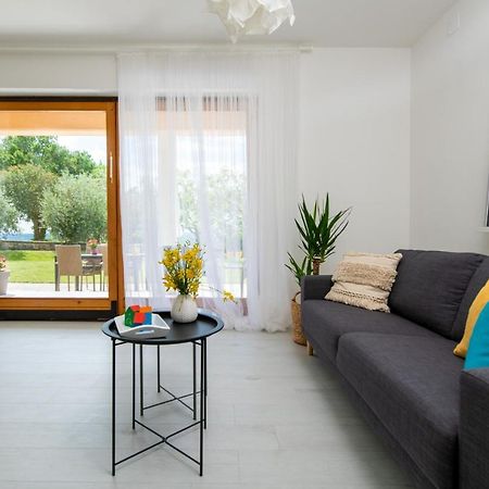Apartment Alex Labin  Luaran gambar